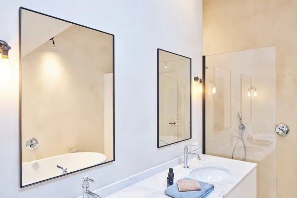 Lucka Black Rect. by Deknudt Mirrors