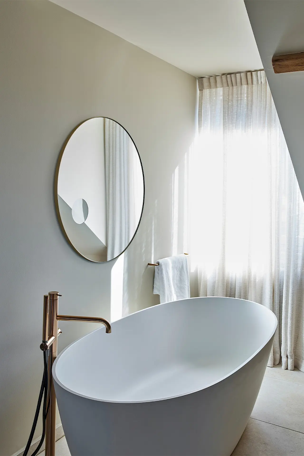 Hoop Zoom Bronze M by Deknudt Mirrors – Ansicht 2