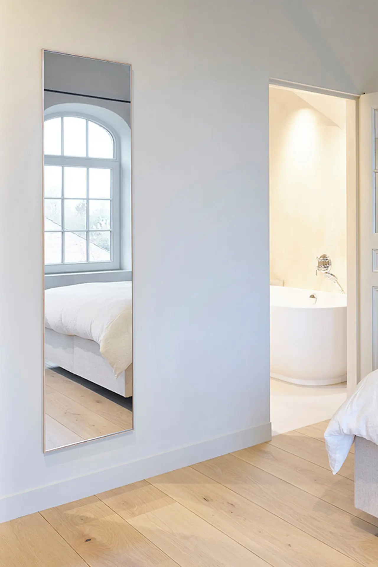 Lucka Oak Hall by Deknudt Mirrors – Ansicht 3