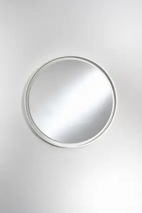 Radius L White by Annemie Vanzieleghem