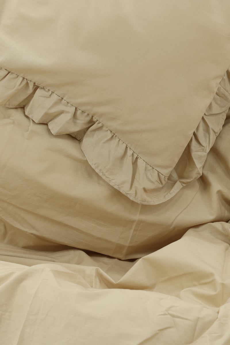 Levi-Bett-Set