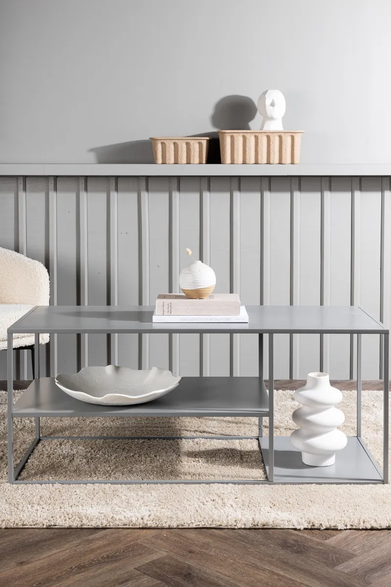 Couchtisch aus Stahl