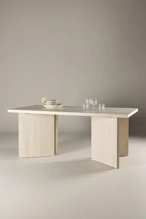 Bassholmen-Esstisch
