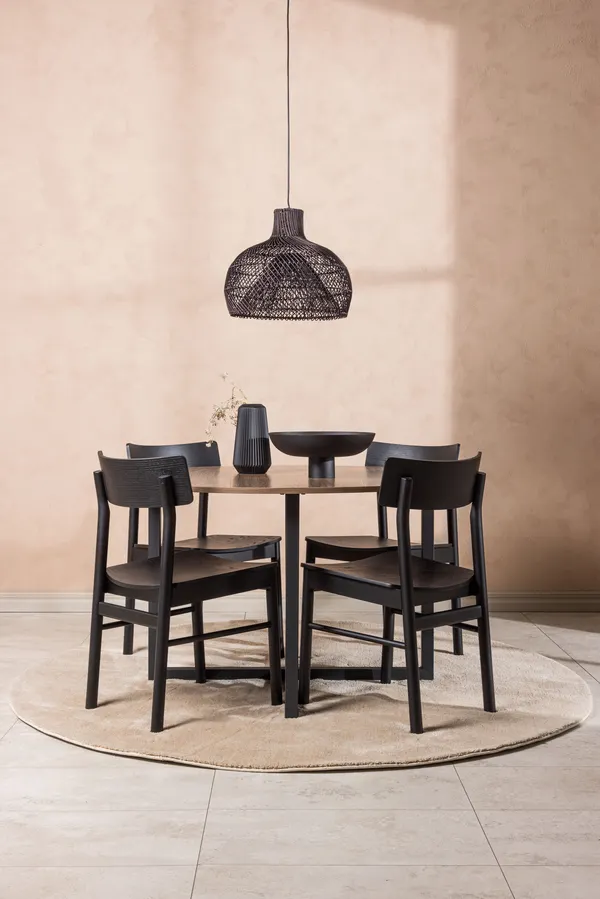 Durango Esstisch mit Montros Stühlen