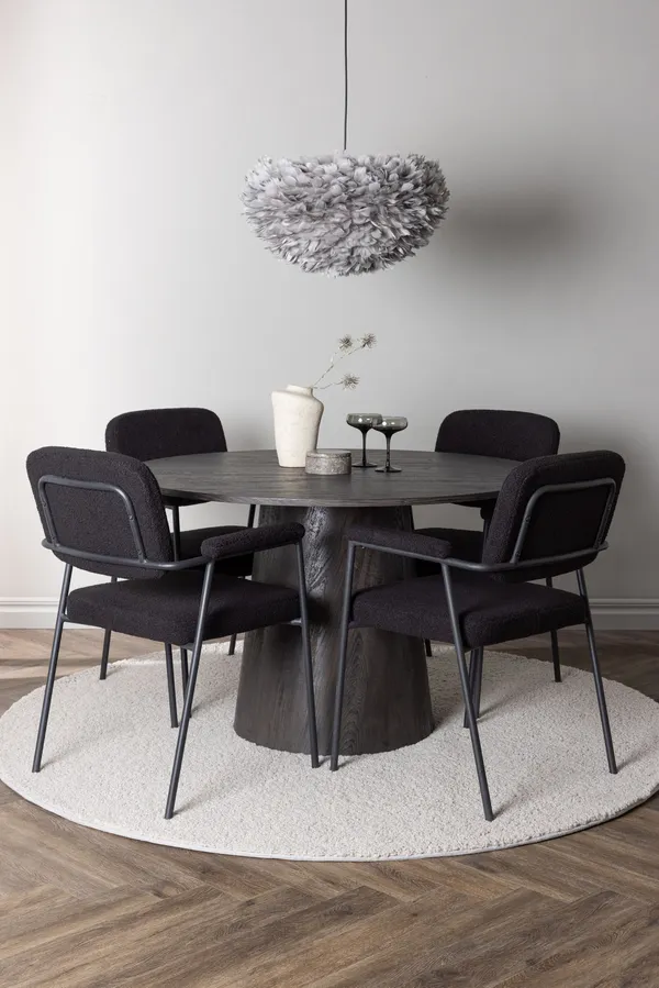 Esstischgarnitur Lanzo mit den Stühlen Gestern