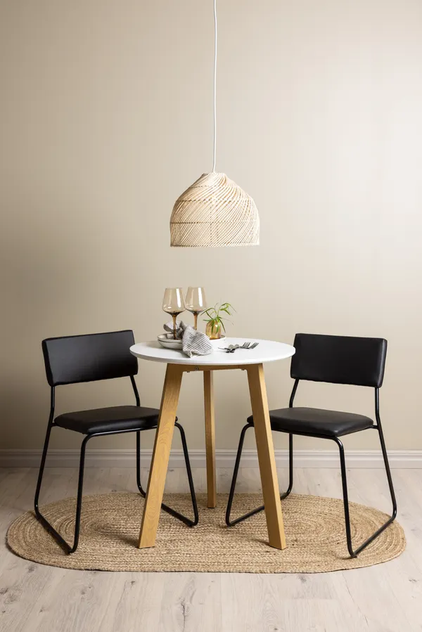 Esstischgarnitur Leonora mit den Stühlen Kenth