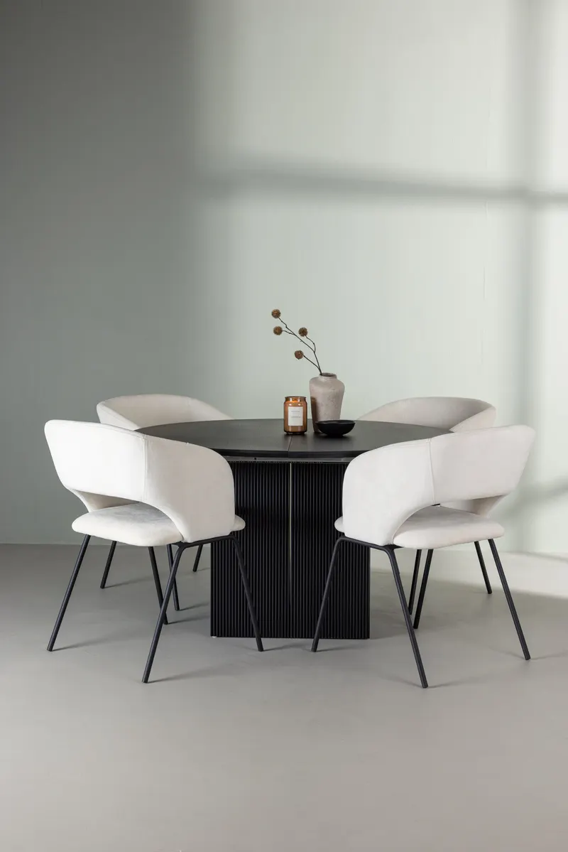 Esstischset Matilda mit den Stühlen Day