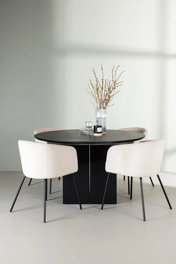 Esszimmergarnitur Matilda mit den Stühlen Berit