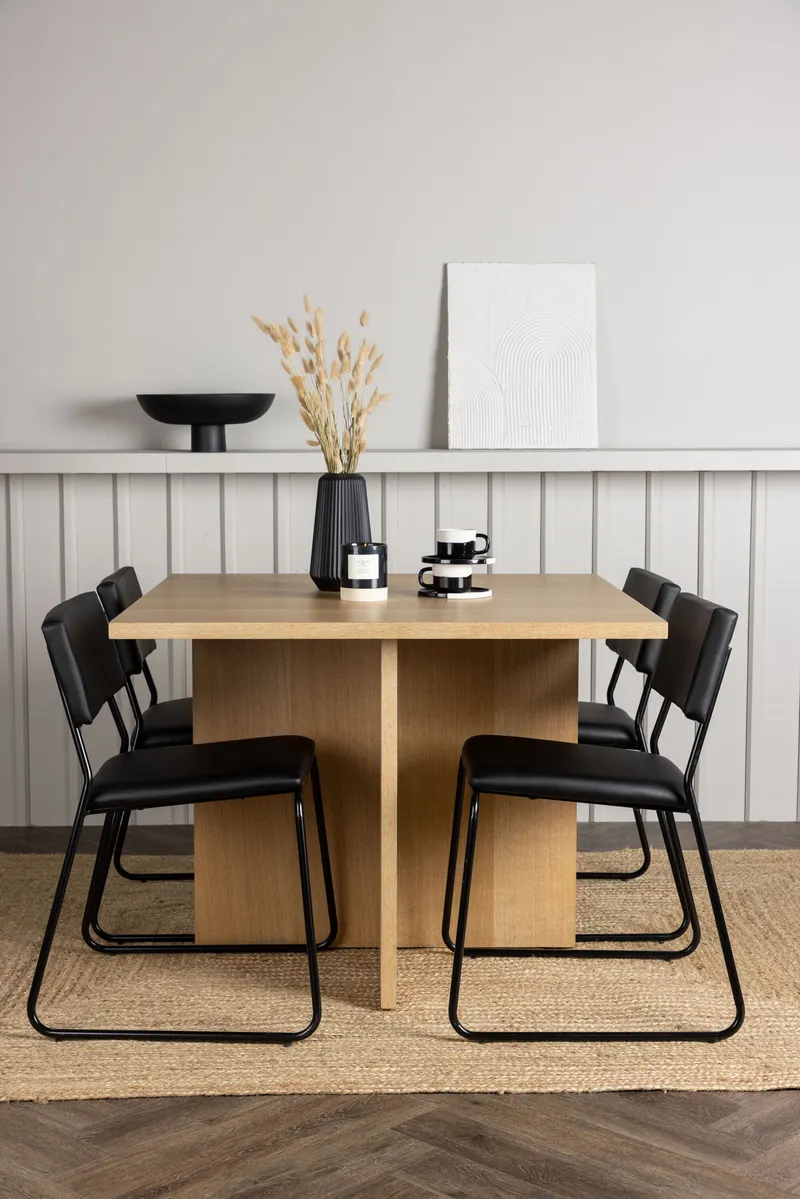 Esstischgarnitur Leo mit den Stühlen Kenth