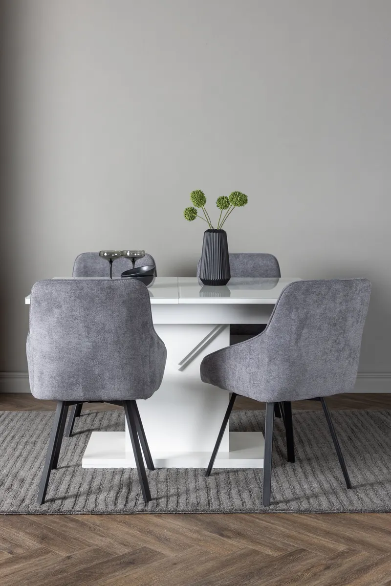 Esszimmergarnitur Pluto mit den Stühlen Rosie