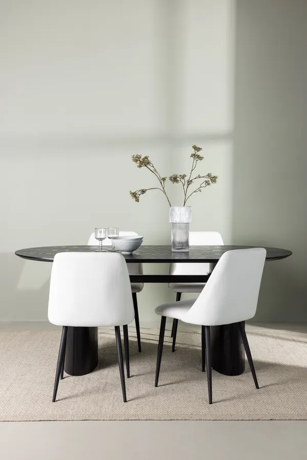 Esstischset Isolde mit den Stühlen Night