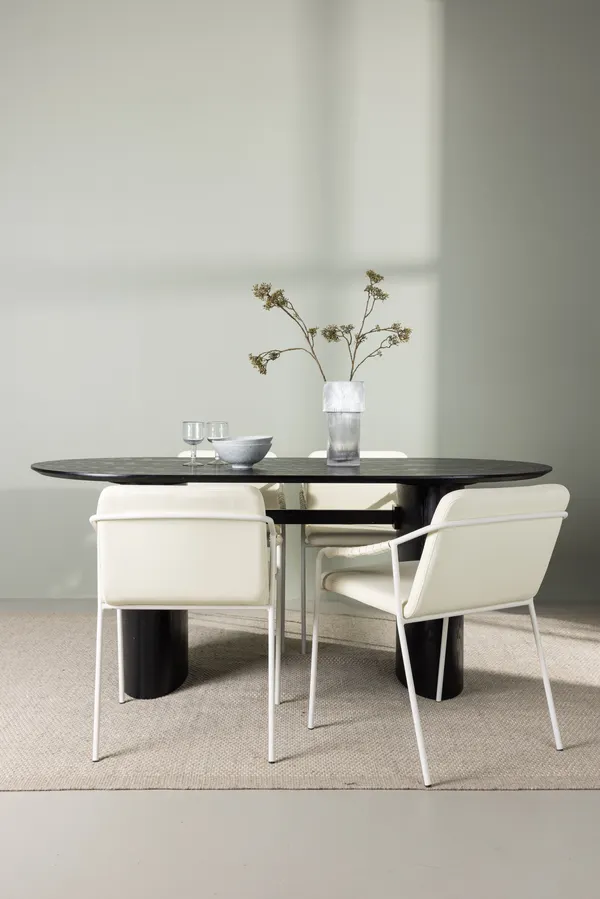 Esstischset Isolde mit den Stühlen Tvist