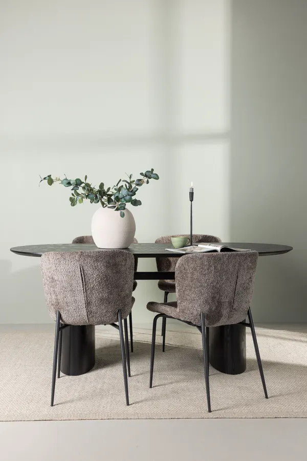 Esstischgarnitur Isolde mit den Stühlen Modesto