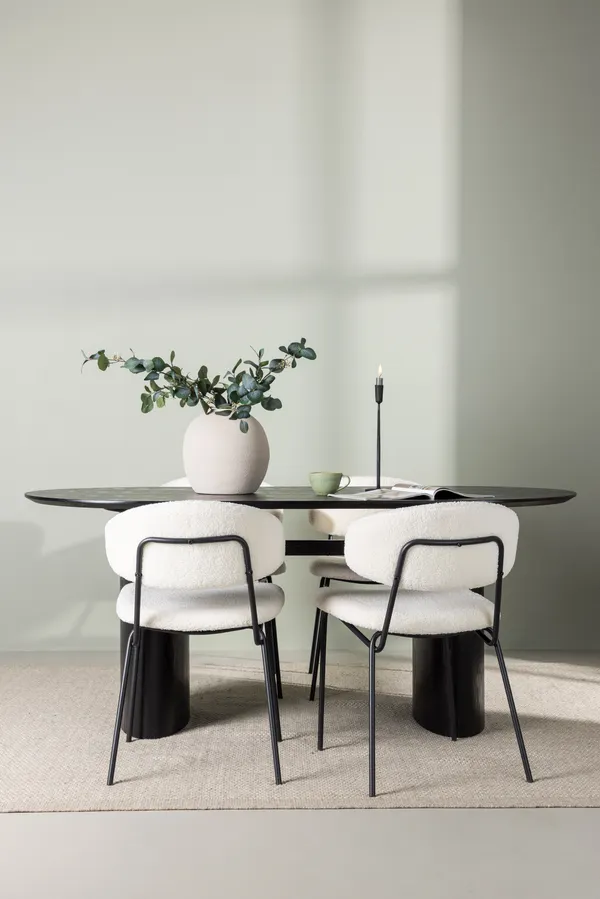 Esszimmergarnitur Isolde mit den Stühlen Chico