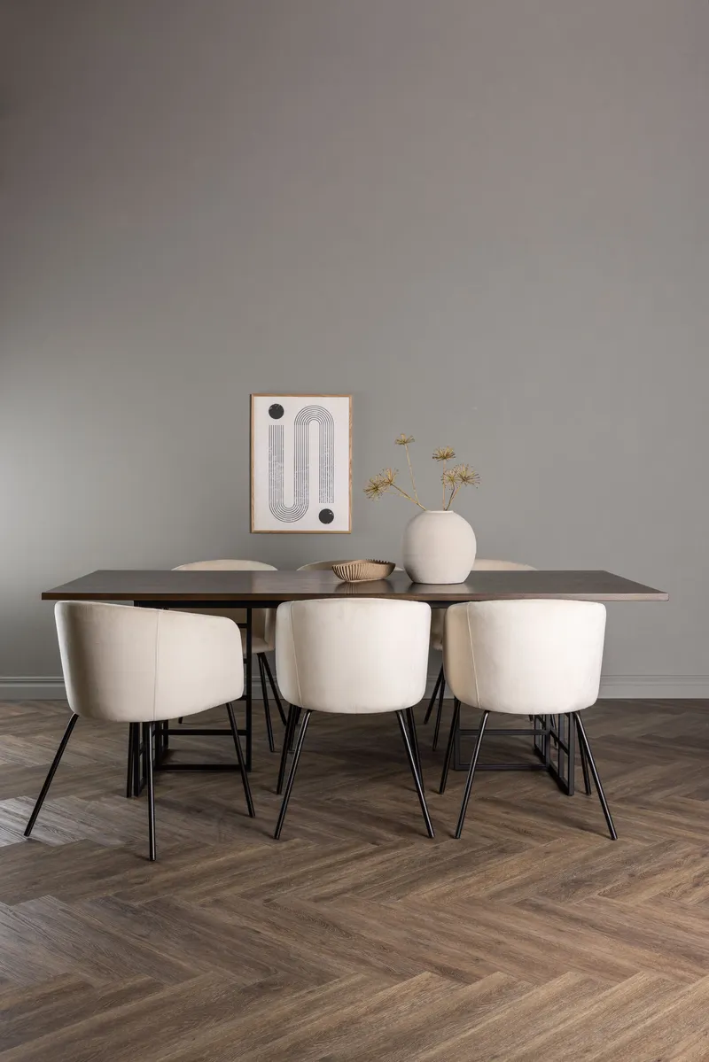 Esstischgarnitur Ystad mit den Stühlen Berit