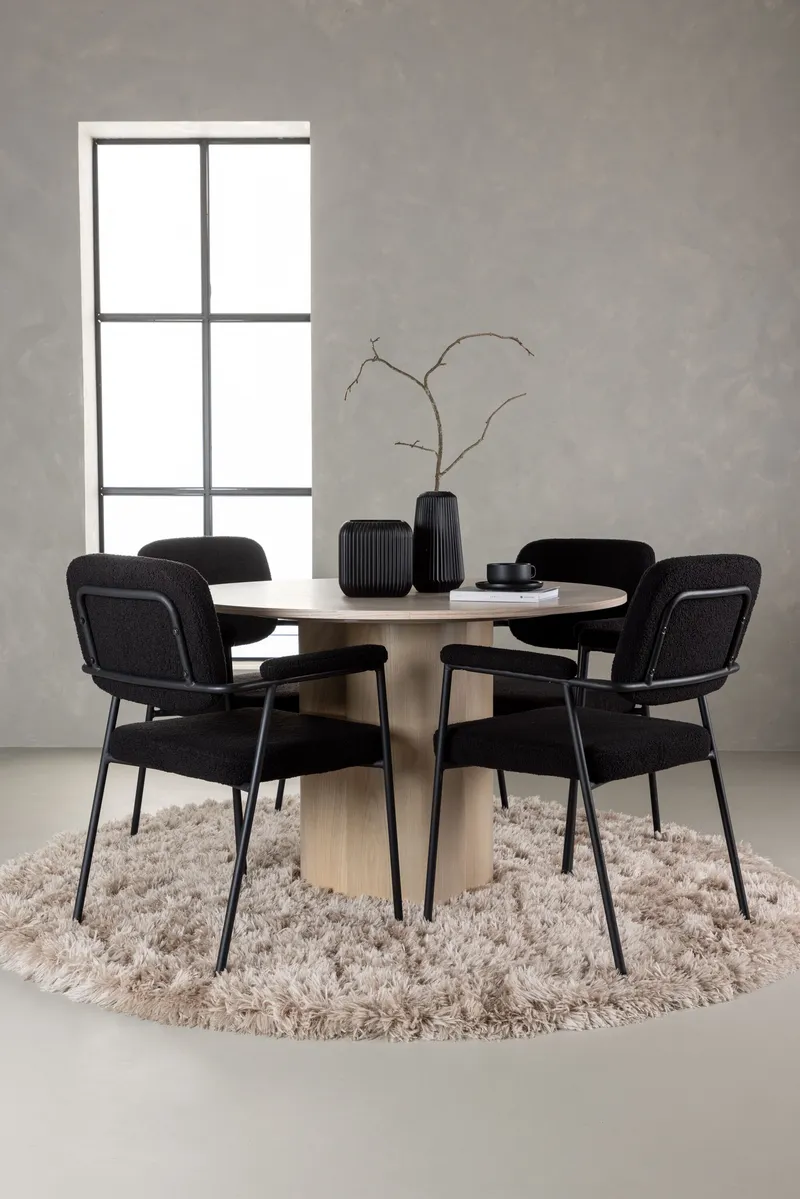 Esstischgarnitur Olivia mit den Stühlen Gestern