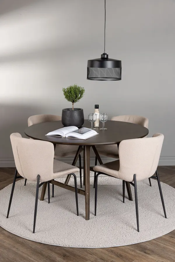 Esstischgarnitur Kaseindon mit den Stühlen Modesto