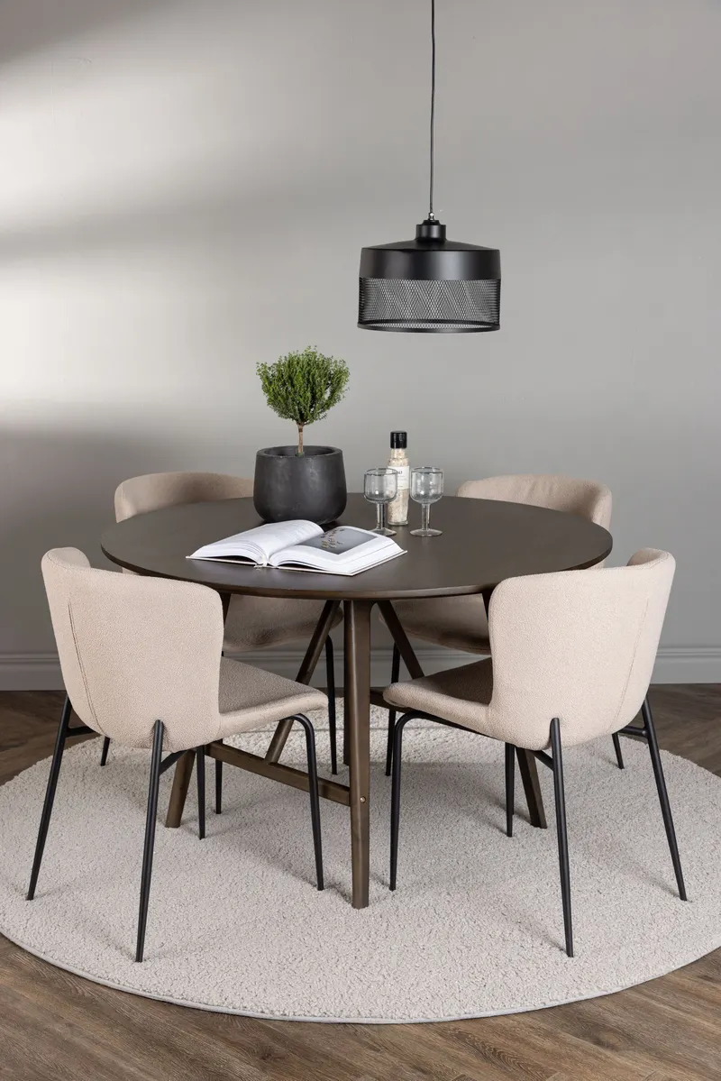 Esstischgarnitur Kaseindon mit den Stühlen Modesto