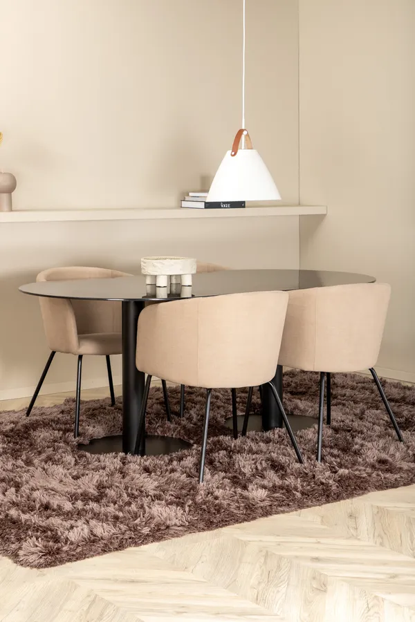 Pillan Oval Esstischgarnitur