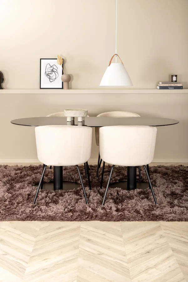 Pillan Oval Esstischgarnitur