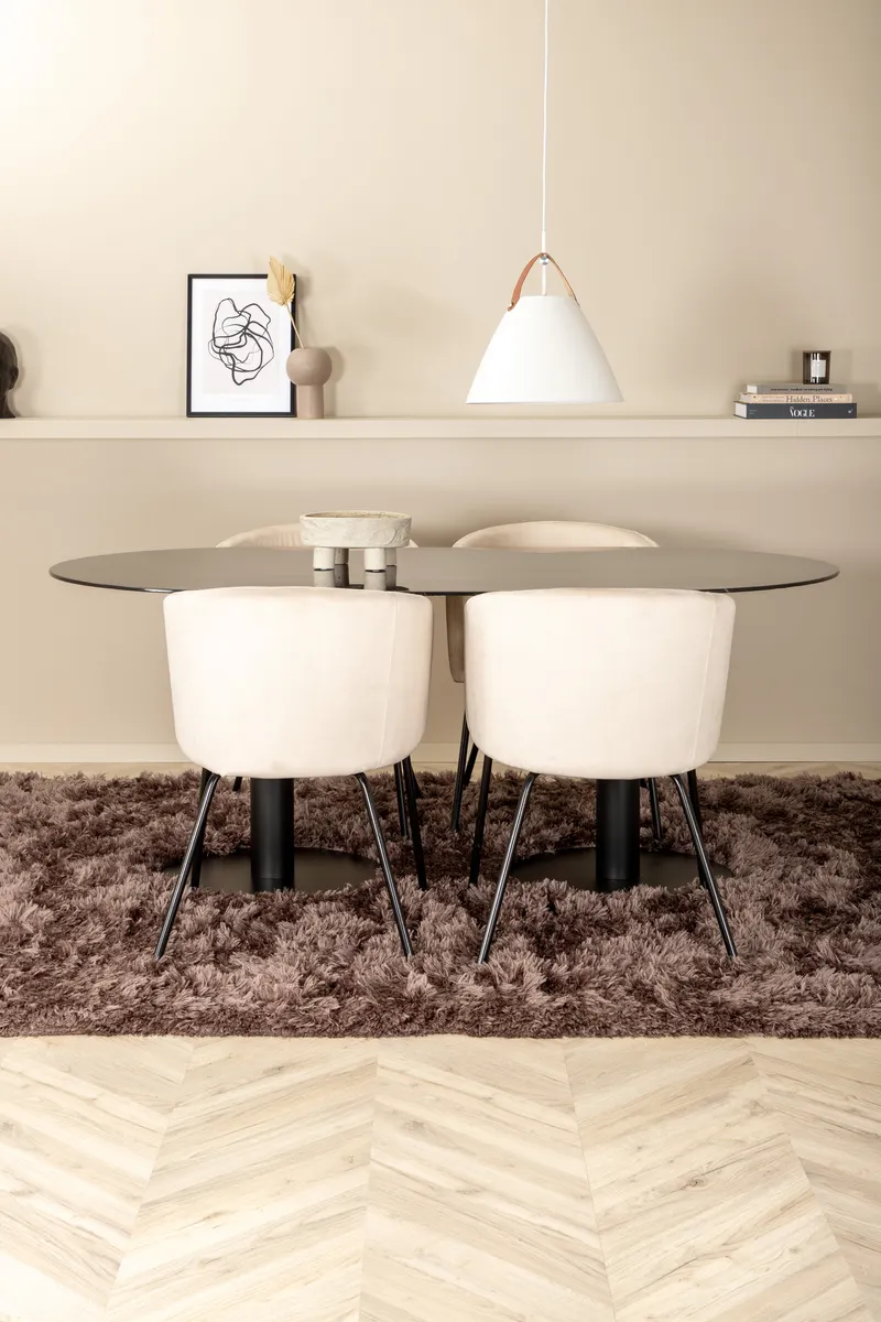 Pillan Oval Esstischgarnitur