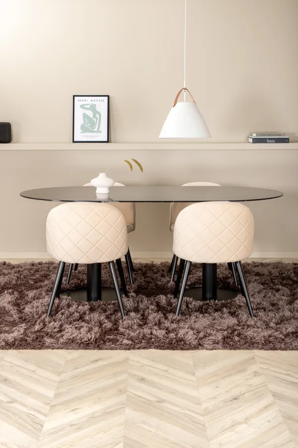 Pillan Oval Esstischgarnitur